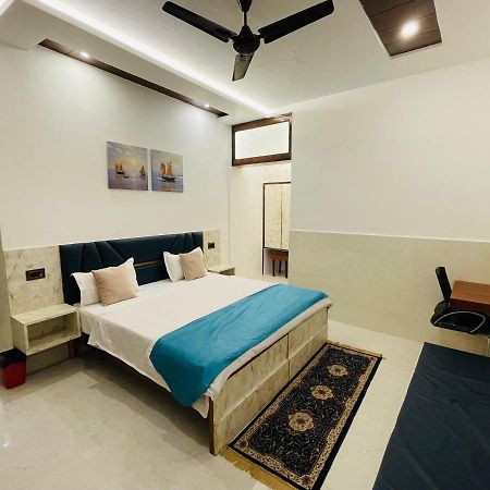 לקנאו Hotel Dileep42 מראה חיצוני תמונה