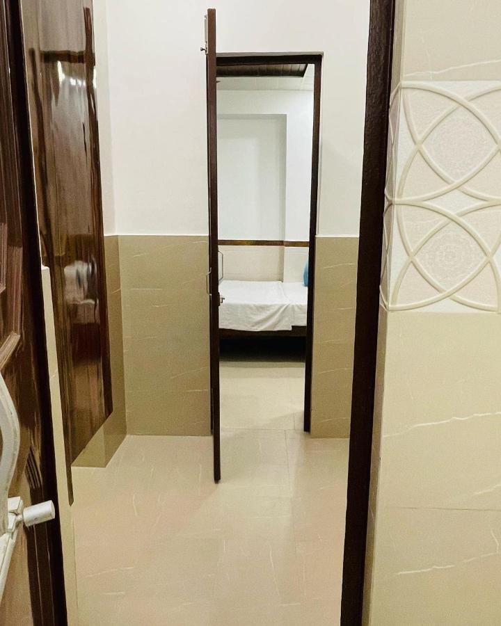 לקנאו Hotel Dileep42 מראה חיצוני תמונה