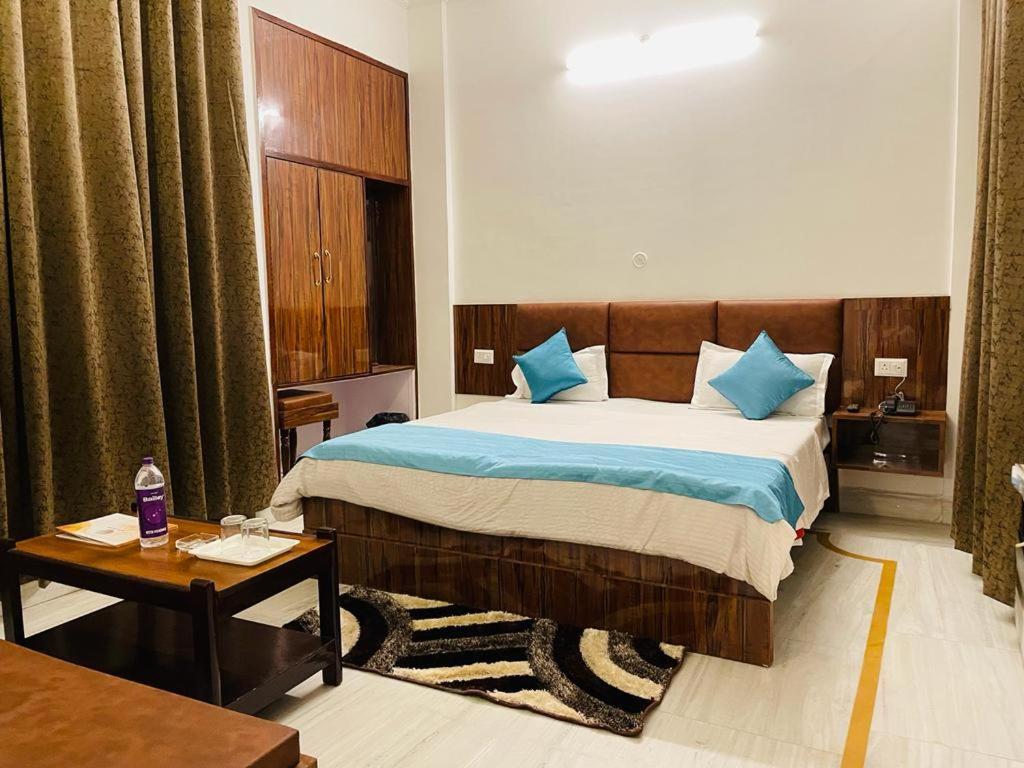 לקנאו Hotel Dileep42 מראה חיצוני תמונה