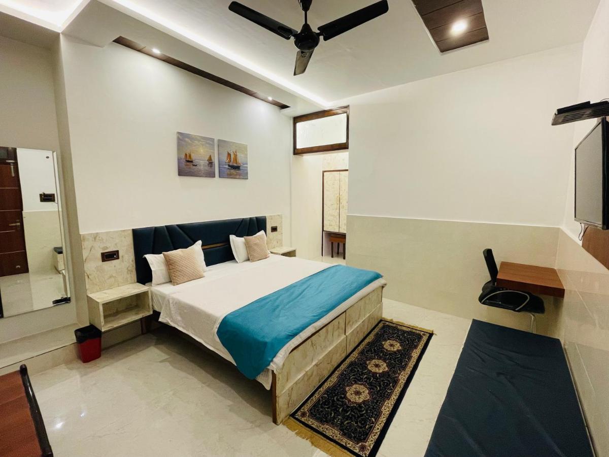לקנאו Hotel Dileep42 מראה חיצוני תמונה