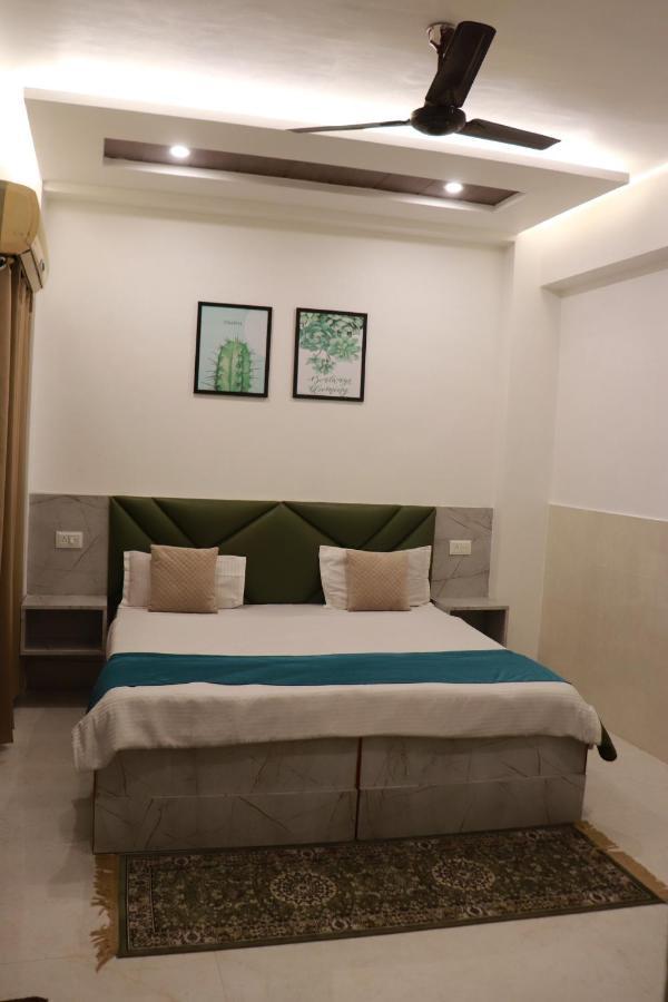 לקנאו Hotel Dileep42 מראה חיצוני תמונה
