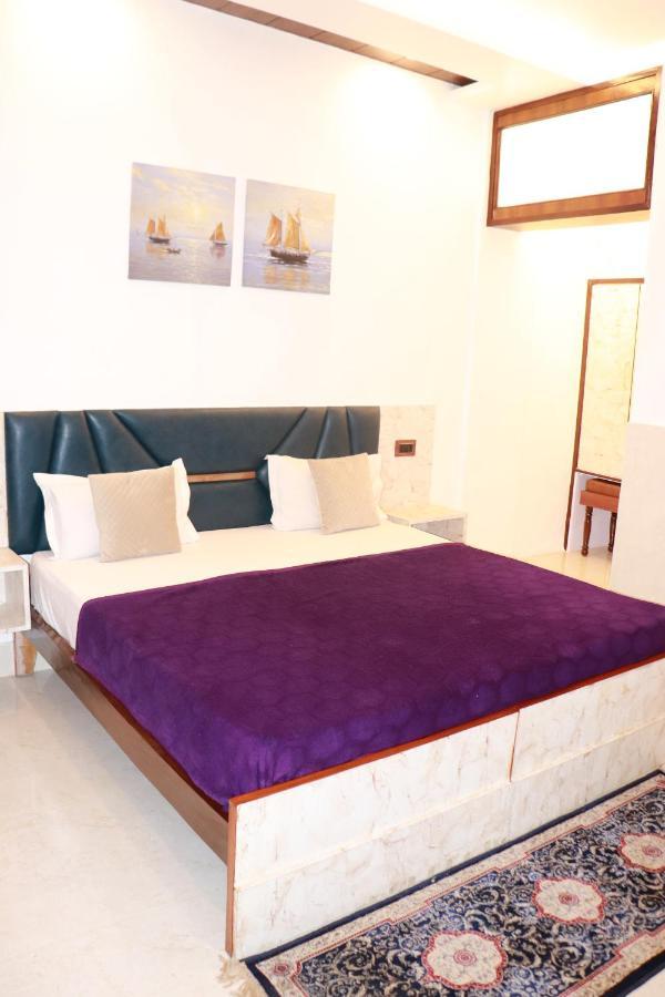 לקנאו Hotel Dileep42 מראה חיצוני תמונה