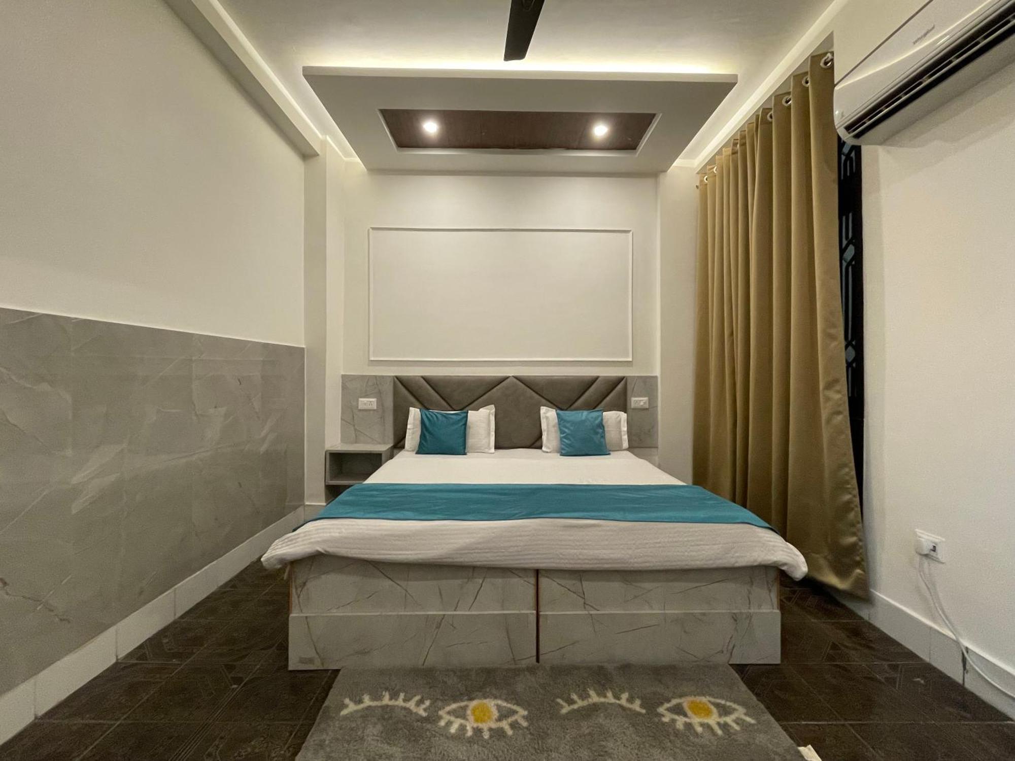לקנאו Hotel Dileep42 מראה חיצוני תמונה